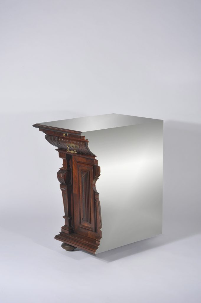 Dutch Creative Industries, Presented_by_JudyStratenArt-Design_RolfBruggink_CuttedCabinet